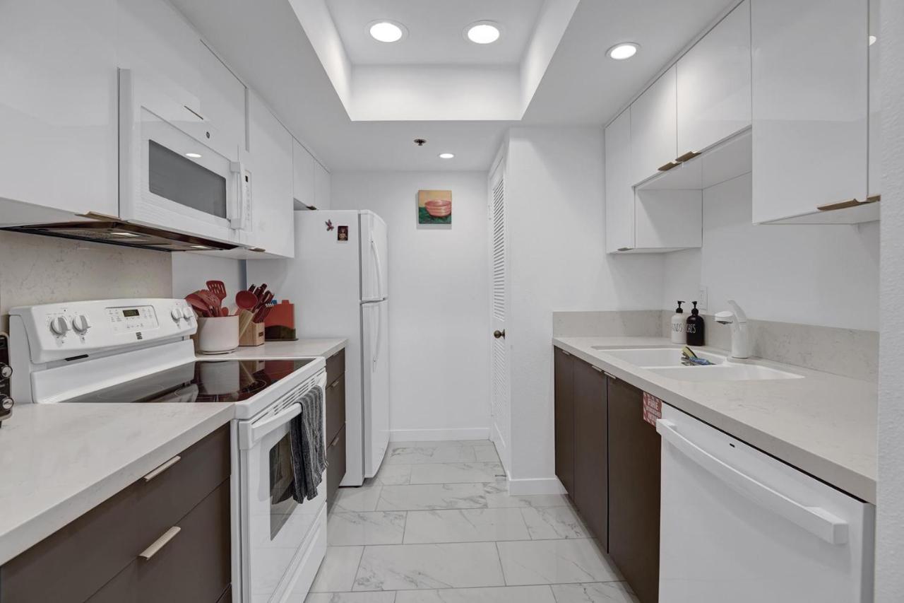 פאלם ספרינגס Modern Plaza Villas Oasis מראה חיצוני תמונה
