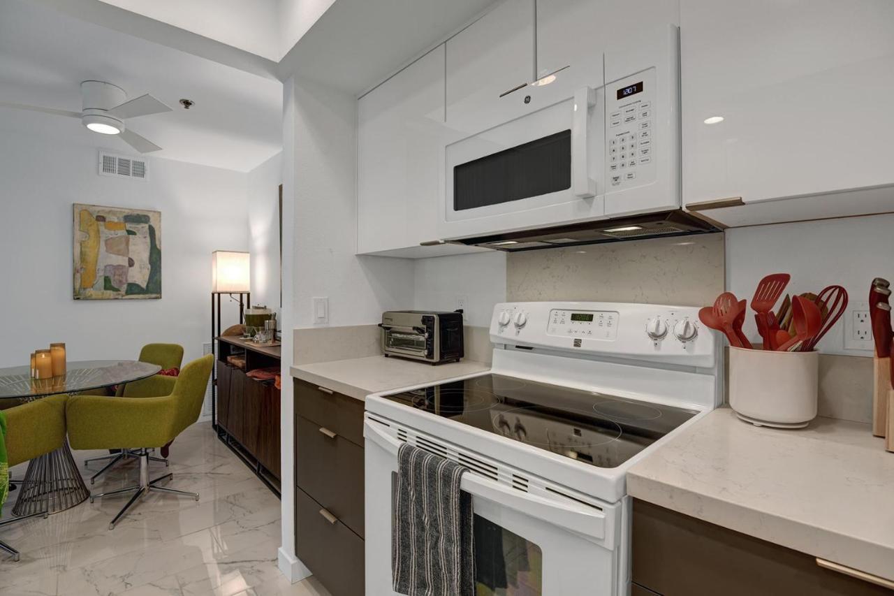 פאלם ספרינגס Modern Plaza Villas Oasis מראה חיצוני תמונה