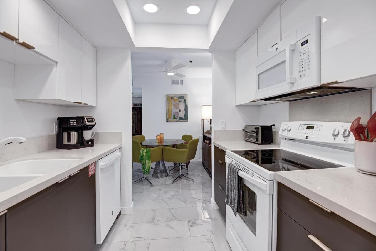 פאלם ספרינגס Modern Plaza Villas Oasis מראה חיצוני תמונה