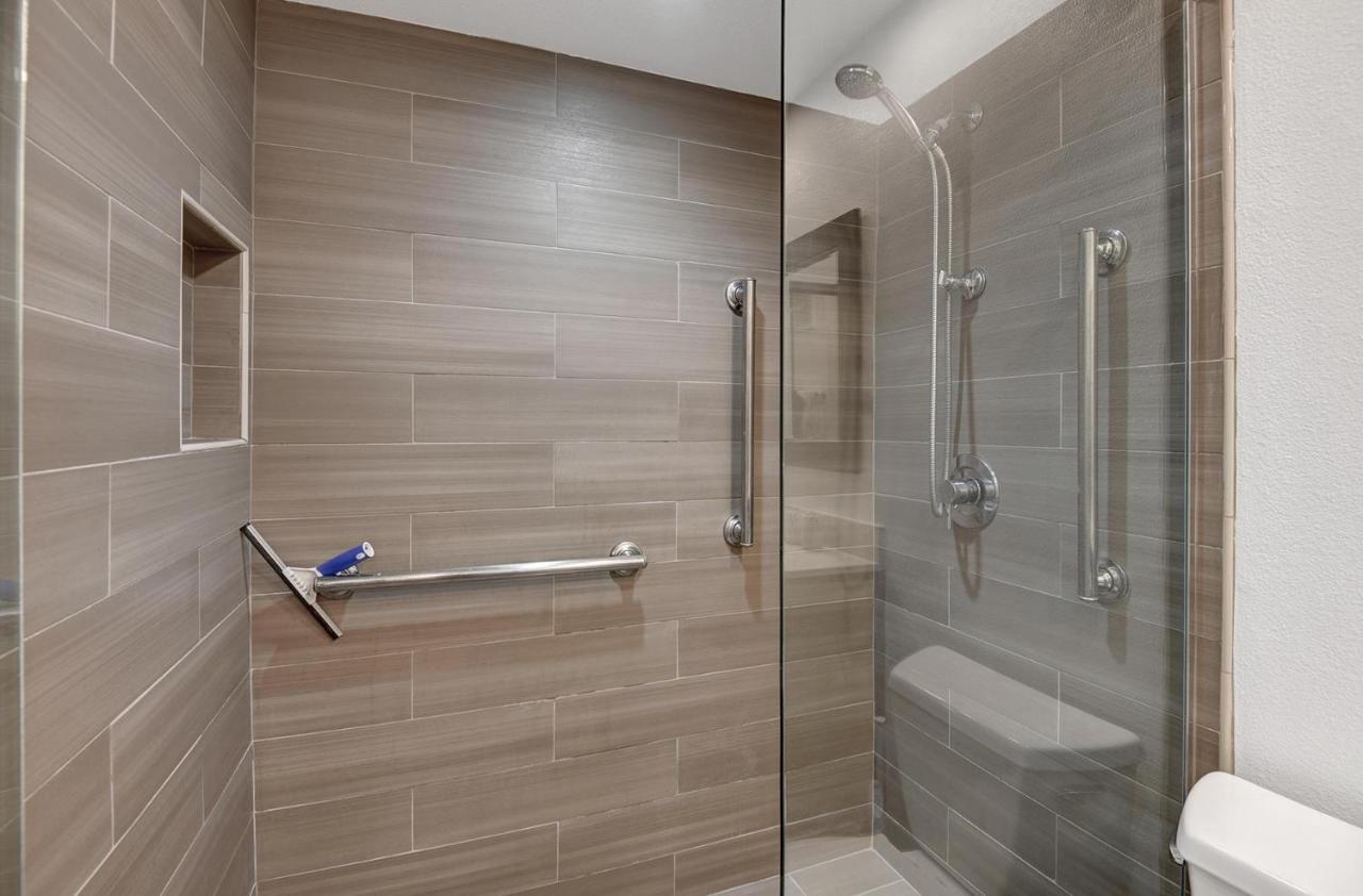 פאלם ספרינגס Modern Plaza Villas Oasis מראה חיצוני תמונה